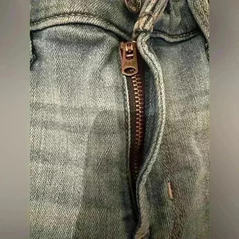 Abercombie & Fitch Embroidered Skinny Jeans Size 4/27 (C15) - Picture 10 of 13